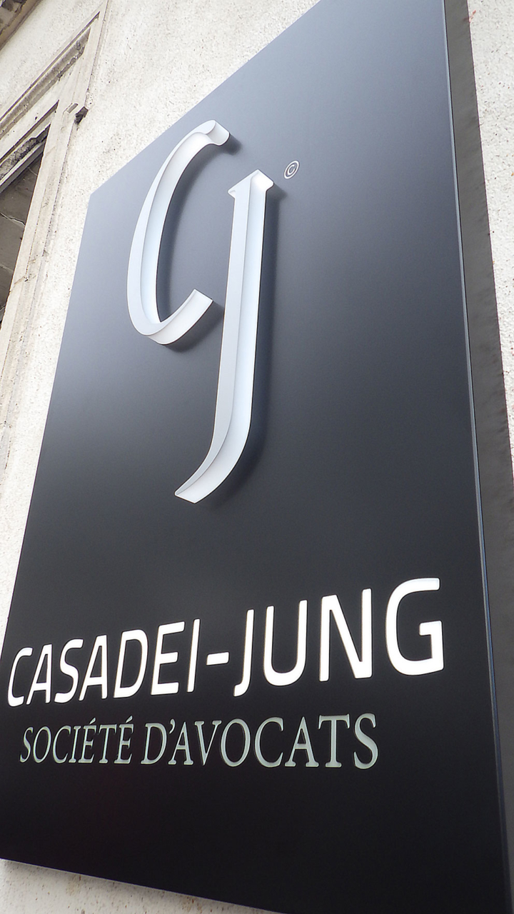 Enseigne pour Cassadei Jung