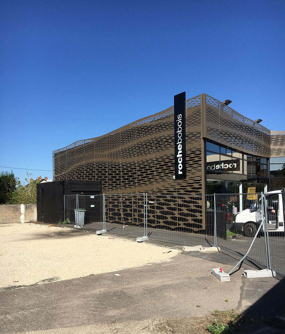 Enseigne pour Roche Bobois