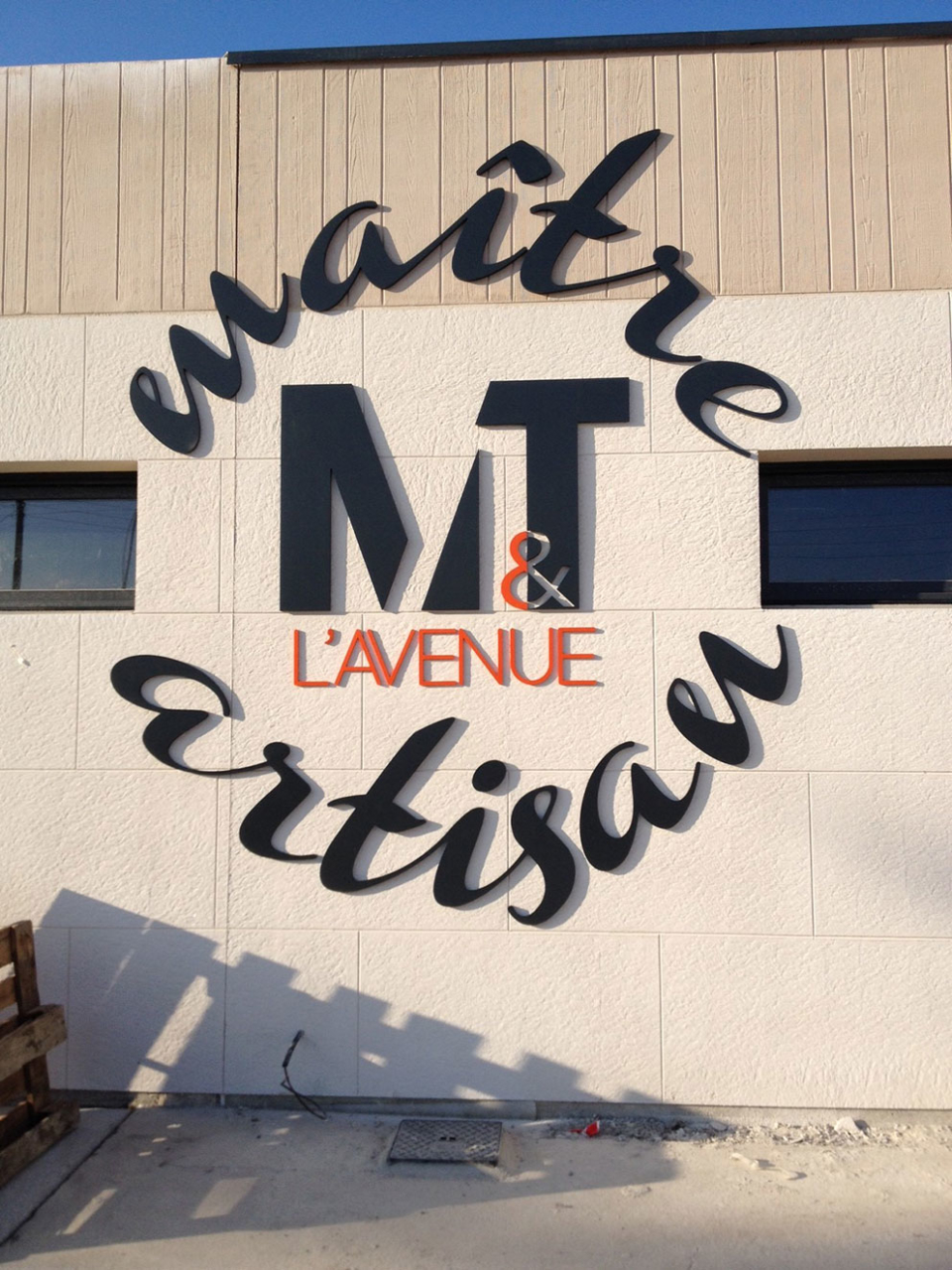 Enseigne pour M&T l'avenue